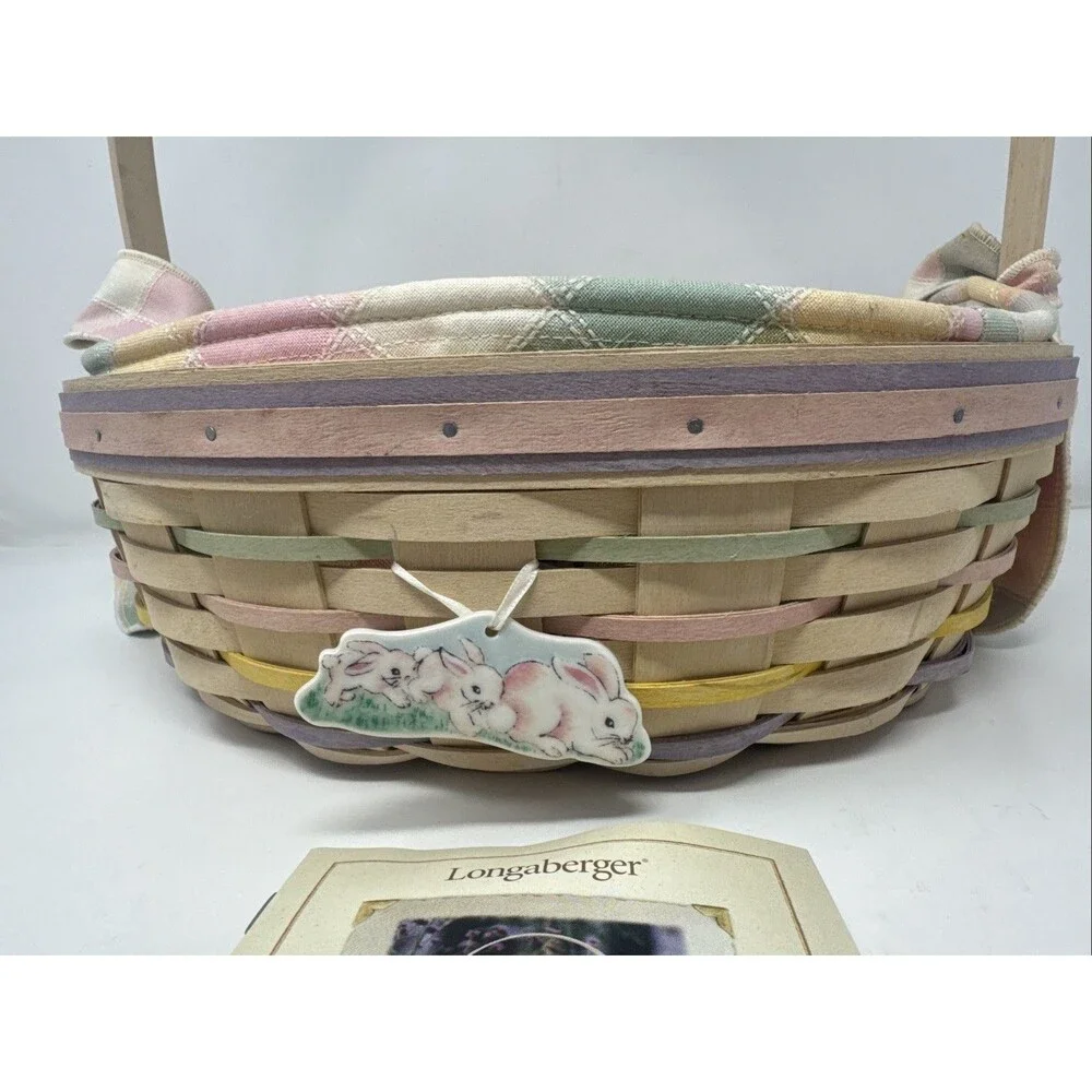 Longaberger 2001 Easter Basket Whitewashed w/Liner,  Protector & Bows, tie on